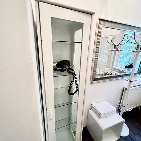 6 Zimmer Luxus Mit Grossem Salon In Der Wienerwald Residenz Μπάντεν