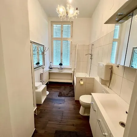 Διαμέρισμα 6 Zimmer Luxus Mit Grossem Salon In Der Wienerwald Residenz *