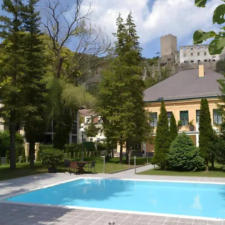 6 Zimmer Luxus Mit Grossem Salon In Der Wienerwald Residenz *